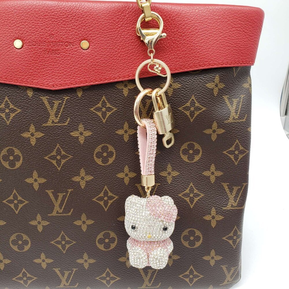 Authentic Louis Vuitton Gold Lock 🔒 Keychain Bag Unbranded Hello Kitty Charm LV